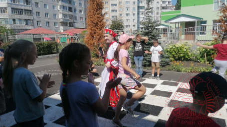 Игровая программа "Сундучок традиций"